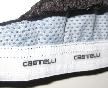 Een technisch detail van het Castelli shirt van Cervélo TestTeam