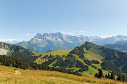 Mountains around Châtel - © JF Vuarand, source : Châtel Tourisme