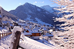 Châtel en hiver -  JF Vuarand, source : Châtel Tourisme