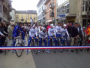 L'quipe FDJ-BigMat sur la ligne de dpart