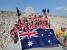Een groep Australiërs herdenkt Tommy Simpson (388x)