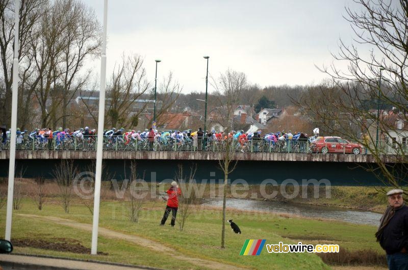 The peloton quitte Vierzon ... but they'll be back one day?