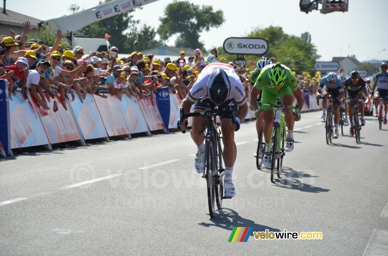 Mark Cavendish (Omega Pharma-QuickStep) op weg naar de overwinning (2)