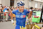 Mickael Delage (FDJ.fr) at the Powerbar stand (515x)