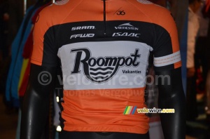 The shirt of Team Roompot (282x)
