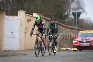 Anthony Delaplace (Bretagne-Séché) & Thomas Voeckler (Europcar) in the breakaway (2) (327x)