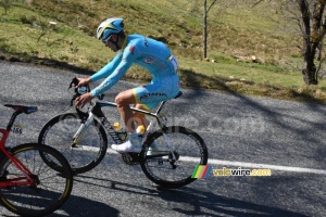 Laurens de Vreese (Astana) on the col du Beau Louis (410x)