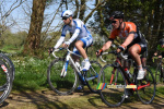 Andrea Peron (Novo Nordisk) & Rudy Barbier (Roubaix) dans le ribin  Ploudaniel (628x)