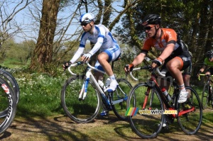 Andrea Peron (Novo Nordisk) & Rudy Barbier (Roubaix) on the ribin in Ploudaniel (508x)