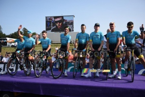 L'équipe Astana (254x)