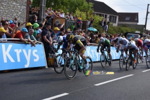 Dylan Groenewegen (Lotto NL-Jumbo) on his way to victory in Chartres (556x)