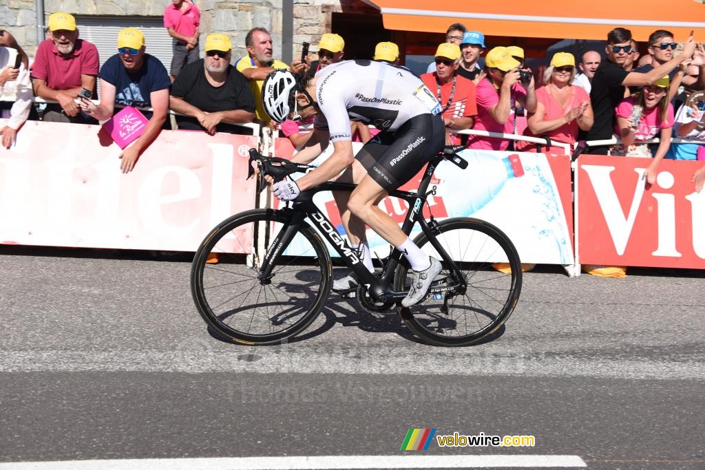 Geraint Thomas (Team Sky) wint de etappe in La Rosire