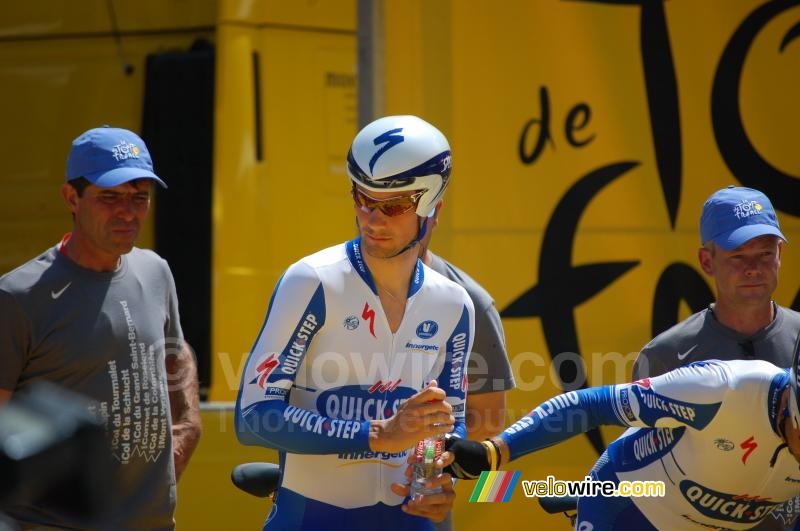 Tom Boonen (Quick Step) voor de start van de ploegentijdrit in Montpellier (4)
