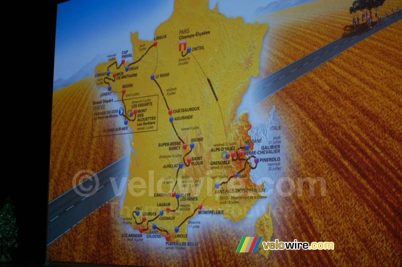 De officile kaart van de Tour de France 2011