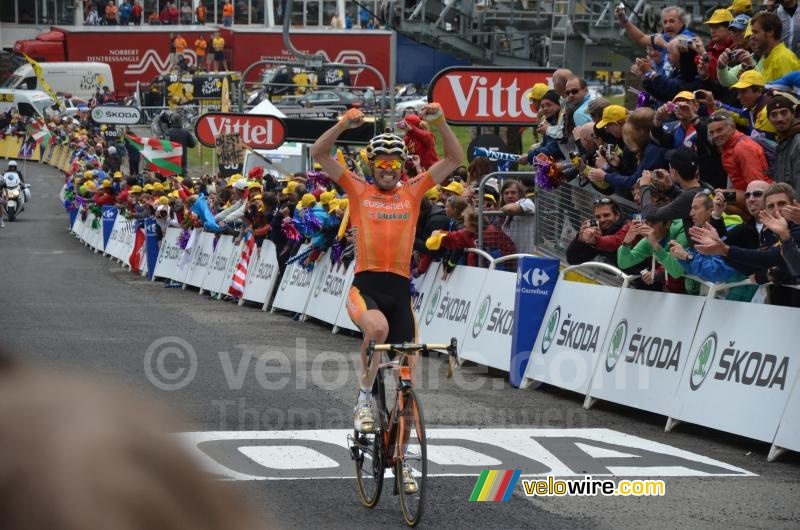 Samuel Sanchez (Euskaltel-Euskadi) wint de etappe
