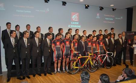 The official Caisse d'Epargne team photo