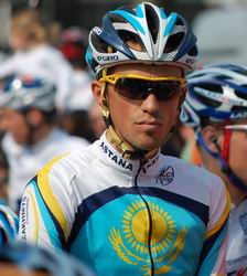 Alberto Contador at the start in Nice