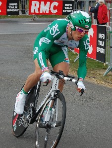 Thor Hushovd at the start of his prologue