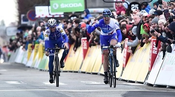 Samenvatting 1ste etappe Parijs-Nice 2017: overwinning voor Arnaud Démare, Romain Bardet out!