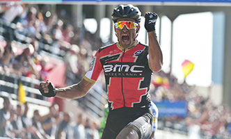 Paris-Roubaix 2017 : Greg van Avermaet remporte l'Enfer du Nord !