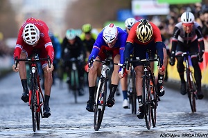 Paris-Nice 2018: Arnaud Dmare the best puncher of the sprinters at the finish of the first stage