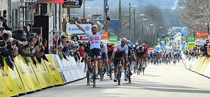 Søren Kragh Andersen en costaud sur la 3e étape de Paris-Nice 2022
