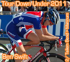 Ben Swift (Team Sky) wint een etappe met chaotische finale in de Santos Tour Down Under 2011, Robbie McEwen pakt de leiderstrui