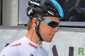 Critrium du Dauphin 2012: 3/ Edvald Boasson Hagen wins the disturbed sprint of the 3rd stage