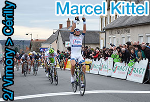 Parijs-Nice 2013: Marcel Kittel voluit naar de finish in Cérilly