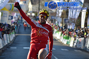 La victoire du Classic Loire Atlantique 2013 en solitaire pour Edwig Cammaerts