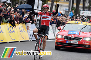 Tony Gallopin slaat een dubbelslag met zijn etappewinst in Nice in Parijs-Nice 2015!