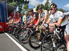 Cadel Evans (BMC Racing Team) & Lance Armstrong (Radioshack)