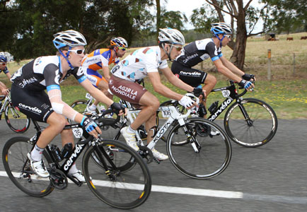 forsøg Touhou Farvel Cameron Meyer (Garmin-Cervélo): yet another young rider who wins in the  2011 Santos Tour Down Under 2011 and takes over the lead :: Blog ::  velowire.com :: (photos, videos + actualités cyclisme)
