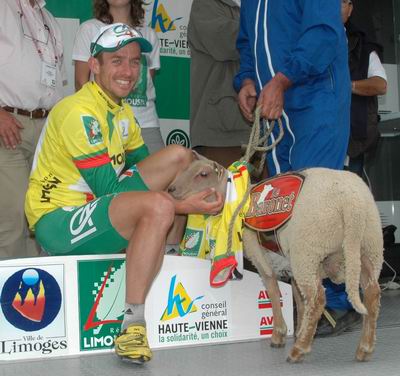 Sébastien Hinault remporte le Tour du Limousin 2008 ... et l'agneau du Baronet ?