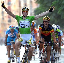 André Greipel (Columbia-HTC) wint de 5de etappe van de Vuelta 2009 André Greipel (Columbia-HTC) wint de 5de etappe van de Vuelta 2009