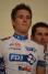 Arnaud Dmare shows the new jersey (4) (856x)