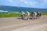The leading group along the coastline (813x)