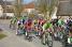 Het peloton in Anlezy (3) (274x)