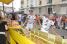 Arnaud Gerard & Anthony Delaplace (Bretagne-Seche) se ravitaillent chez Powerbar (332x)