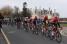 The peloton at the Chambord castle (2) (481x)