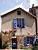 Jolie maison et fleurs à Cordes-sur-Ciel (154x)