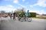 De kopgroep aan de voet van de Mont Ventoux (378x)