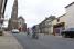 L'échappée devant l'église de Saint-Fiacre-sur-Maine (322x)