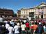 Toulouse kijkt de rugbywedstrijd tegen de London Wasps op het Place du Capitole (178x)