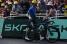 Paul Penhot (Groupama-FDJ) eindigt de etappe te voet (20x)