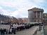 The queue for Chateau de Versailles (284x)