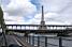 Terug in Parijs: de Eiffeltoren en mensen op de Pont Bir Hakeim (293x)