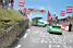 The Panach' advertising caravan passes the top of the Tourmalet (345x)