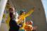 Pierrick Fdrigo (Bbox Bouygues Telecom) throws his flowers (607x)