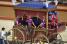 Lampre-ISD arrives in a carriage (483x)